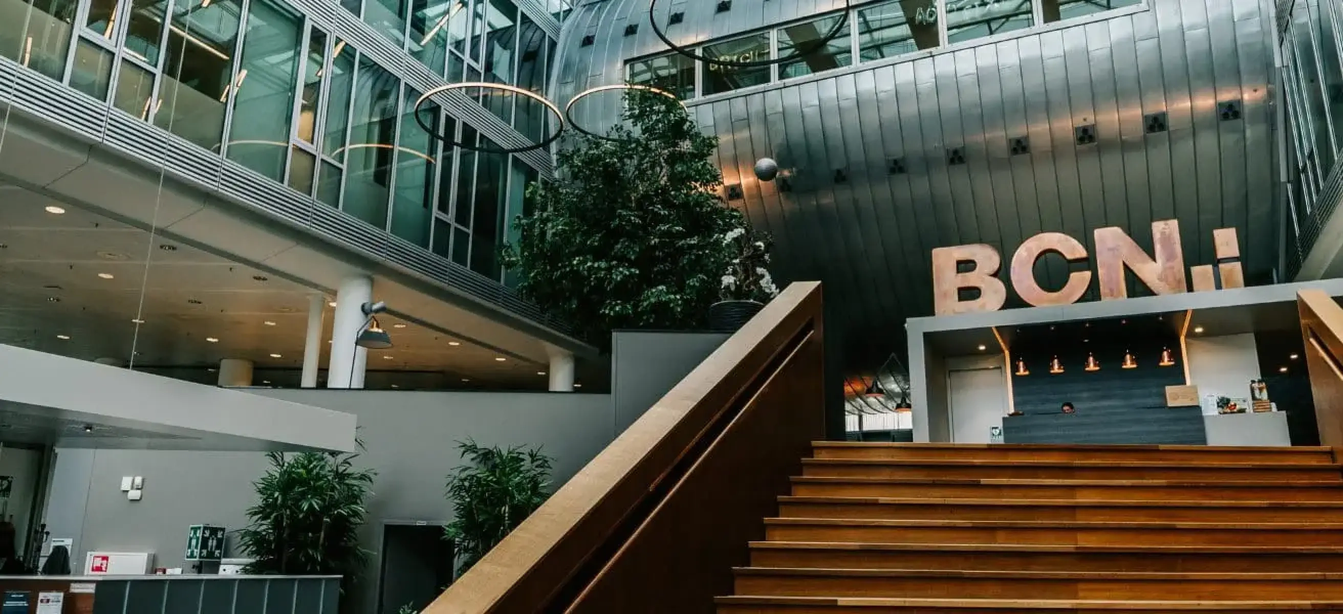 Foto van de inkomsthal bij Business Center Netherlands (BCN)